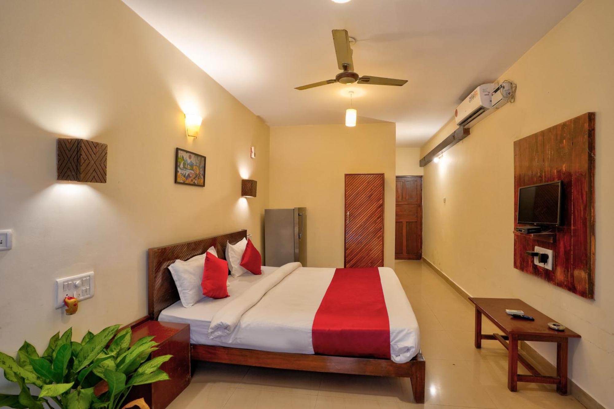 Hotel Salty Waves Baga Εξωτερικό φωτογραφία
