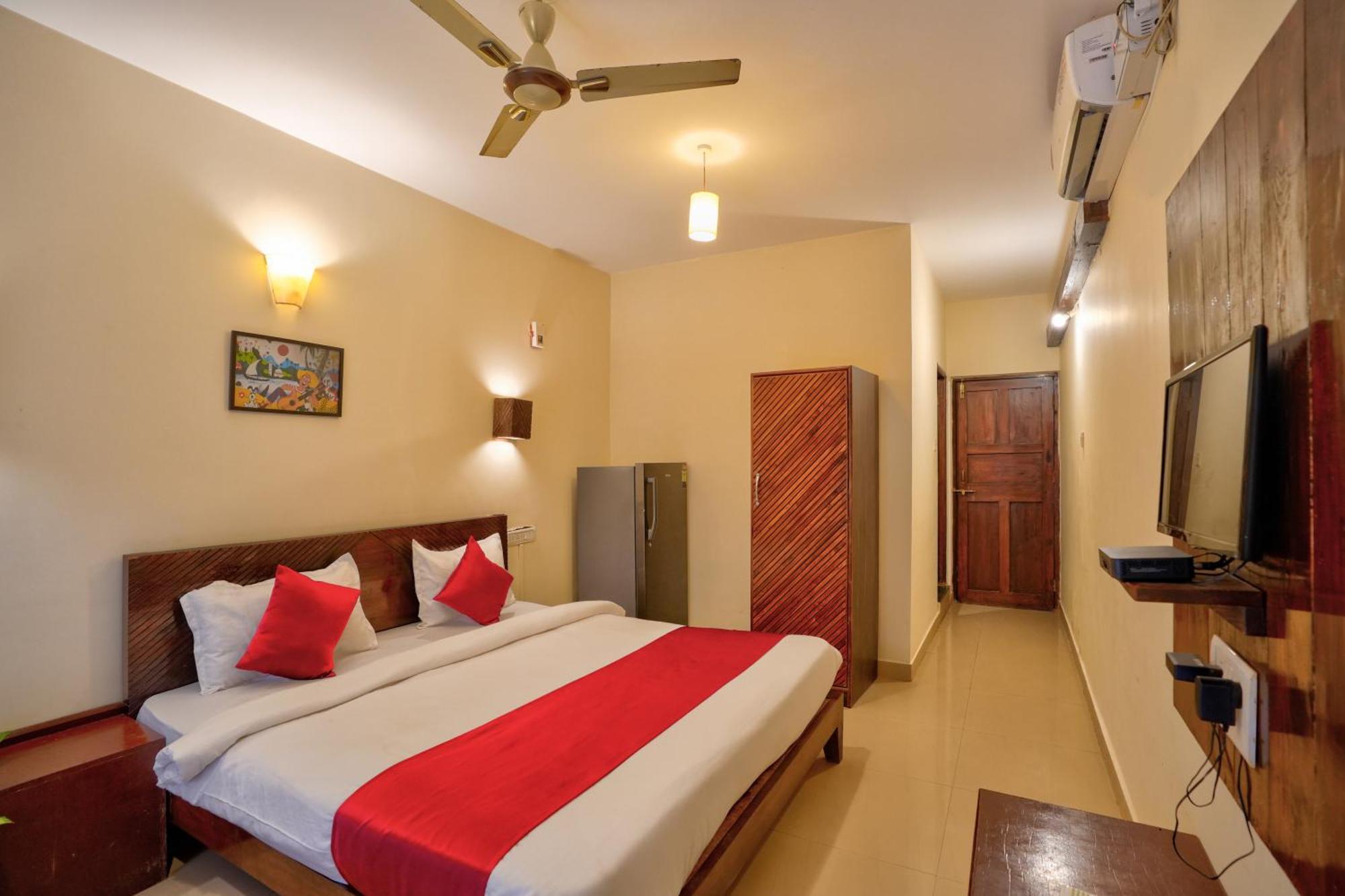 Hotel Salty Waves Baga Εξωτερικό φωτογραφία