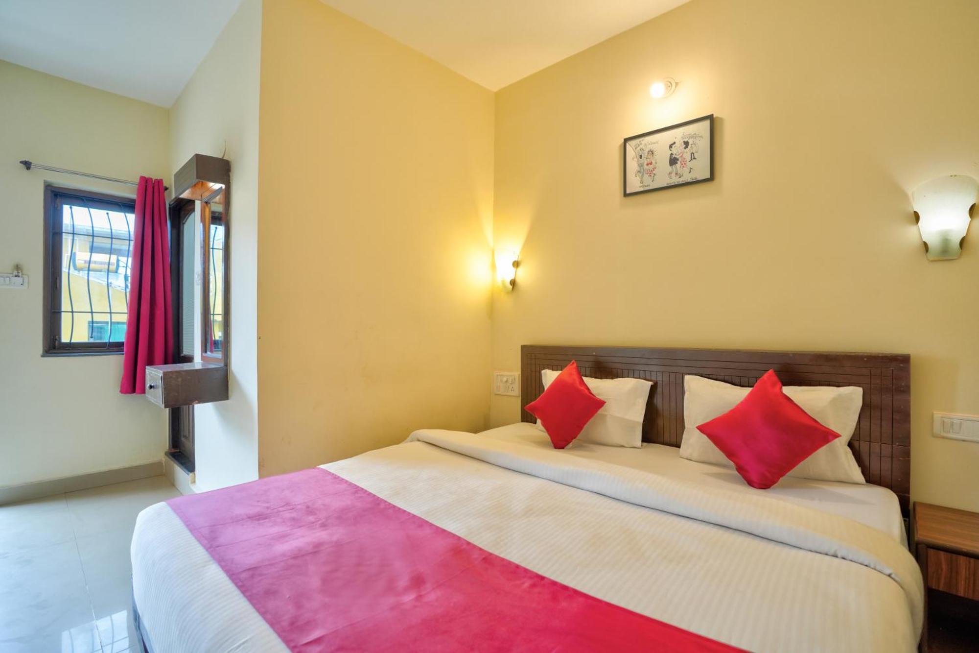 Hotel Salty Waves Baga Εξωτερικό φωτογραφία