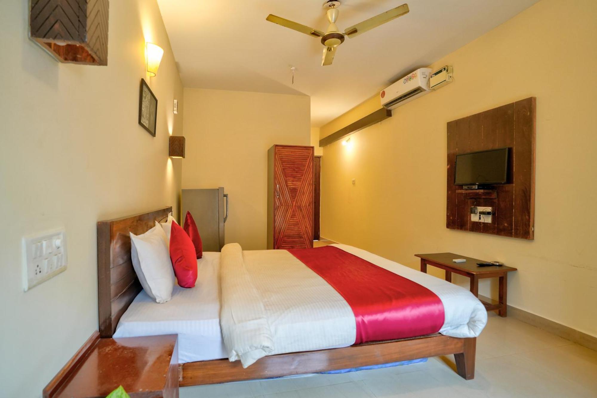 Hotel Salty Waves Baga Εξωτερικό φωτογραφία