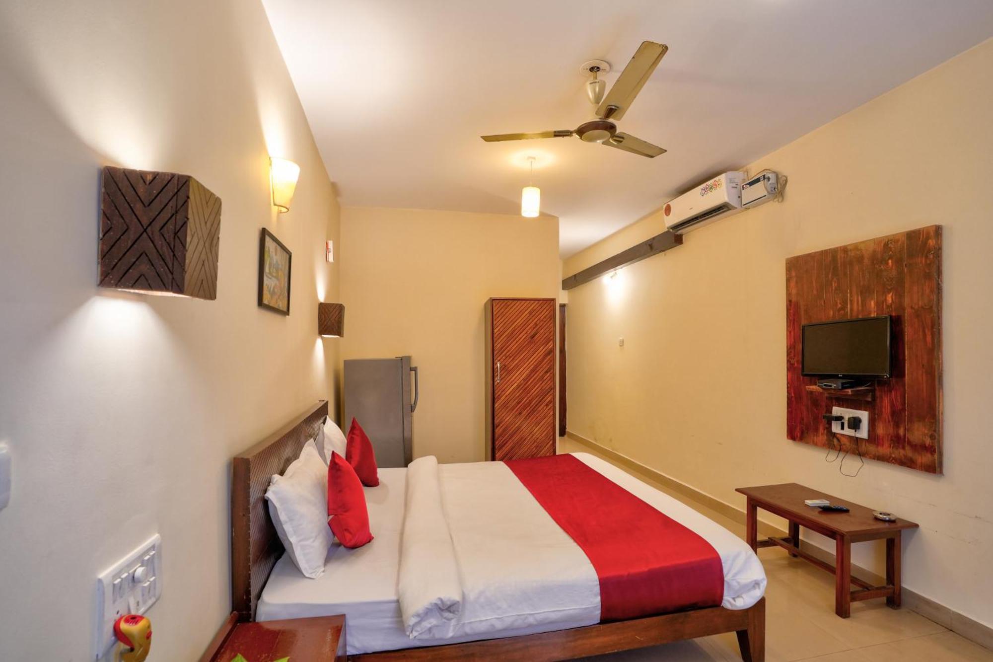 Hotel Salty Waves Baga Εξωτερικό φωτογραφία
