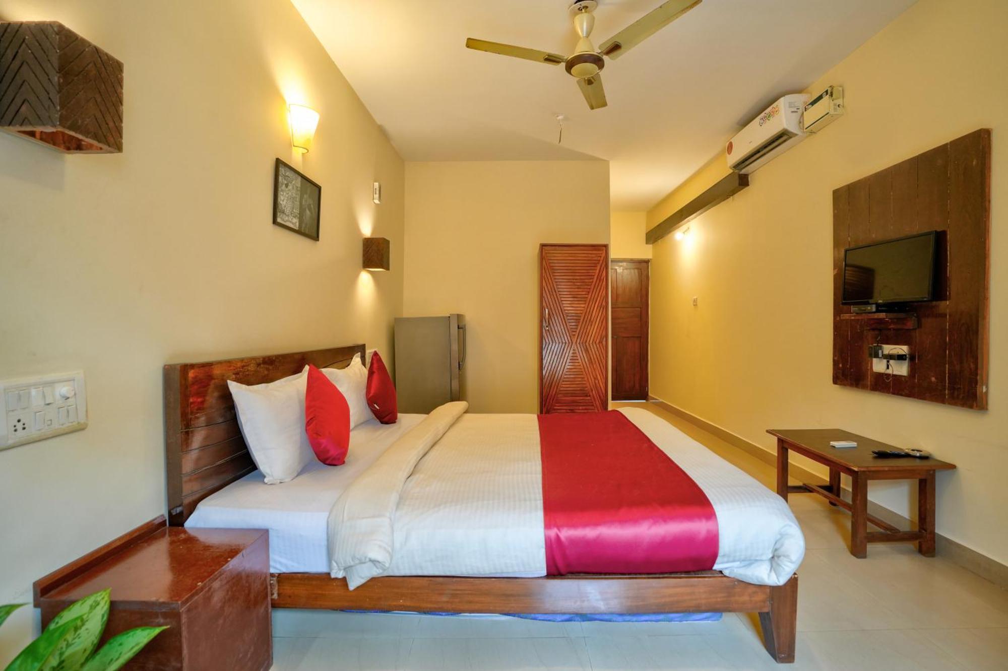 Hotel Salty Waves Baga Εξωτερικό φωτογραφία