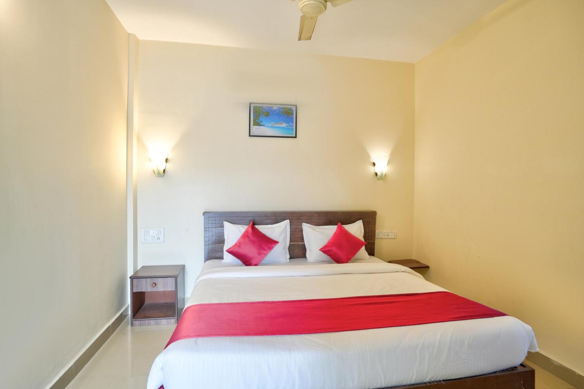 Hotel Salty Waves Baga Εξωτερικό φωτογραφία