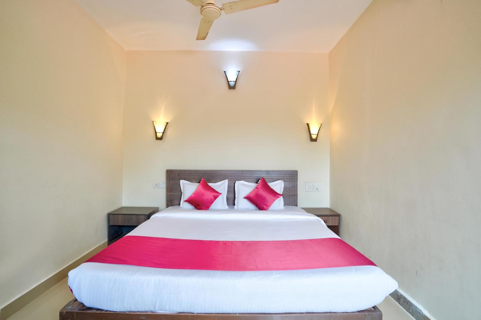 Hotel Salty Waves Baga Εξωτερικό φωτογραφία
